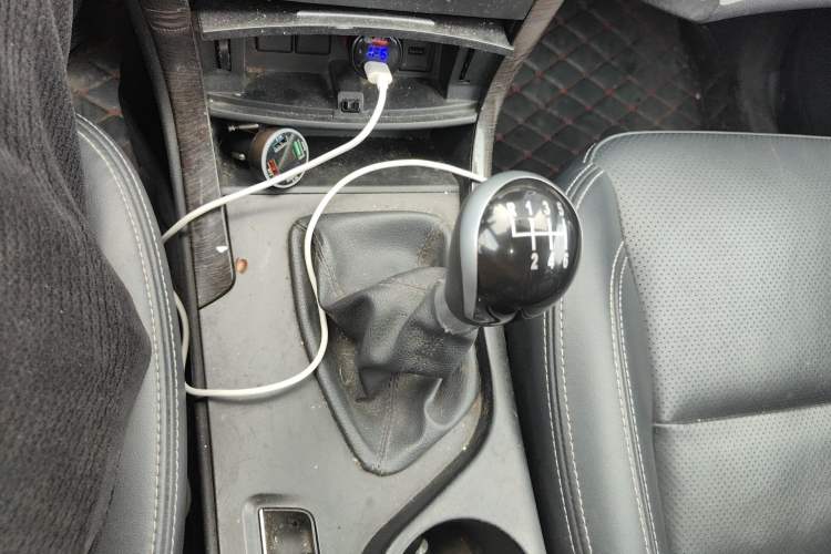 Used HYOSOW S6 2016 1.5T Manual Leading Model Gear Lever