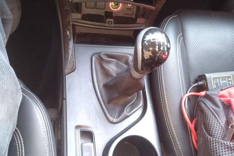 Used HYOSOW S6 2016 1.5T Manual Leading Model Gear Lever