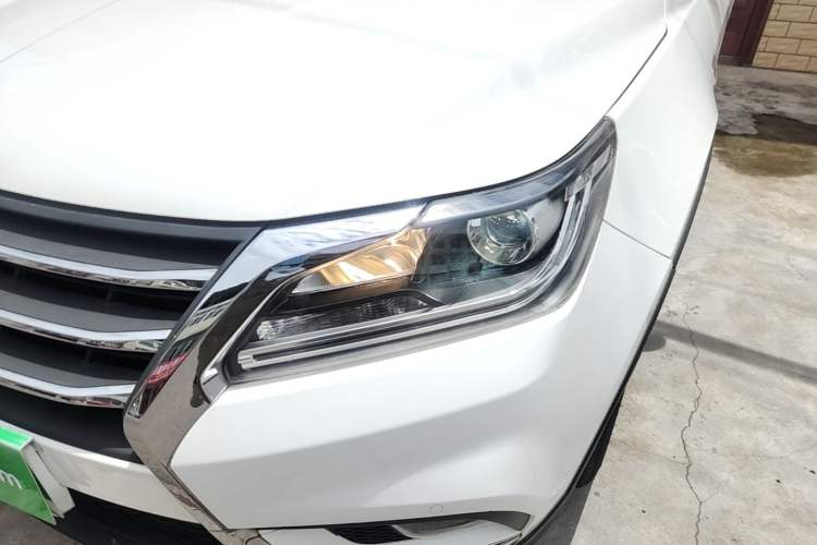 Used HYOSOW S6 2016 1.5T Manual Smart Edition Left Front Headlight