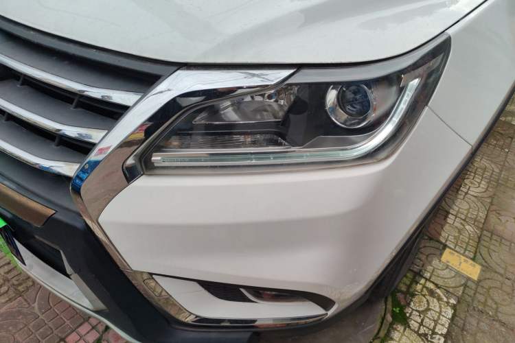 Used HYOSOW S6 2016 1.5T Manual Leading Model Left Front Headlight