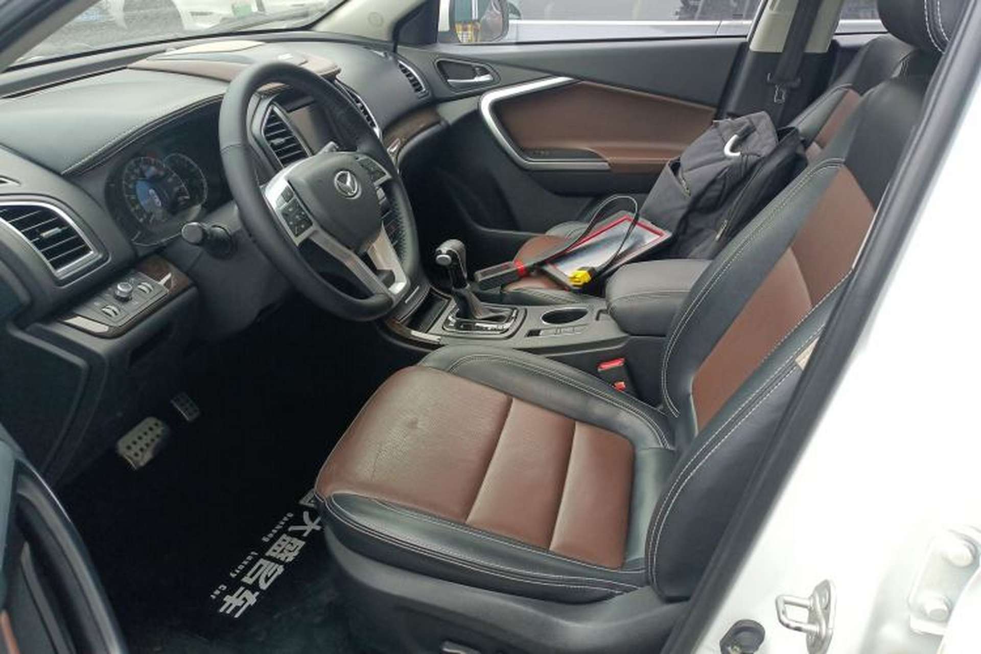 Used HYOSOW S6 2016 1.5T CVT Premium Edition Left Front Seat