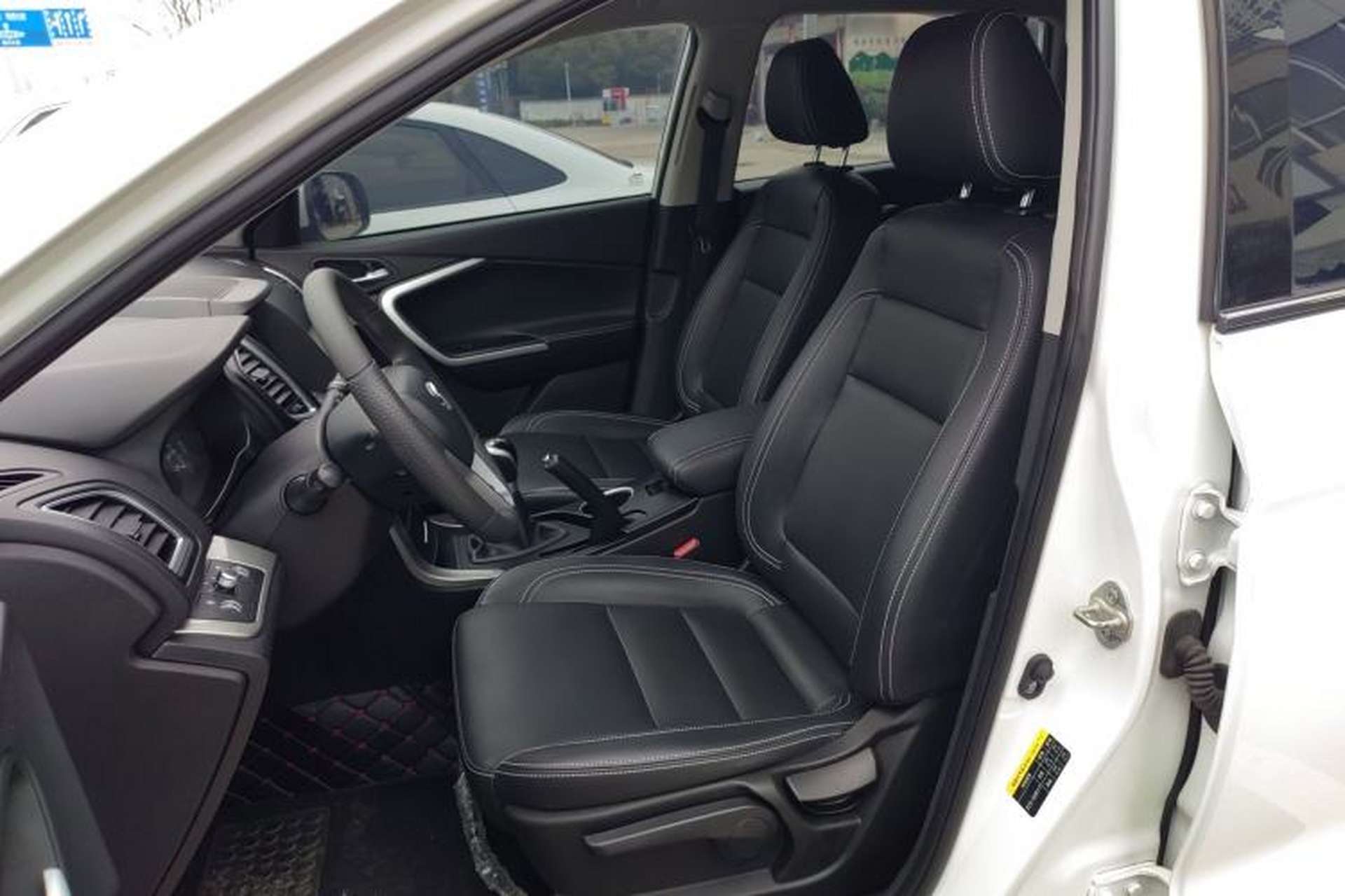 Used HYOSOW S6 2016 1.5T Manual Fashion Model Left Front Seat