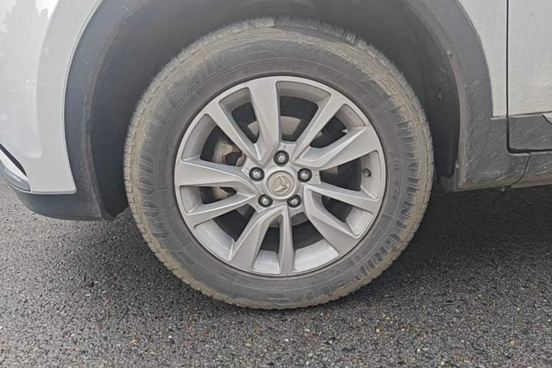 Used HYOSOW S6 2016 1.5T Manual Leading Model Left Front Wheel Hub
