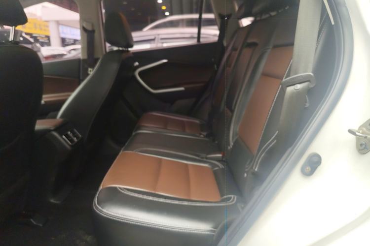 Used HYOSOW S6 2016 1.5T Manual Smart Edition Left Rear Seat