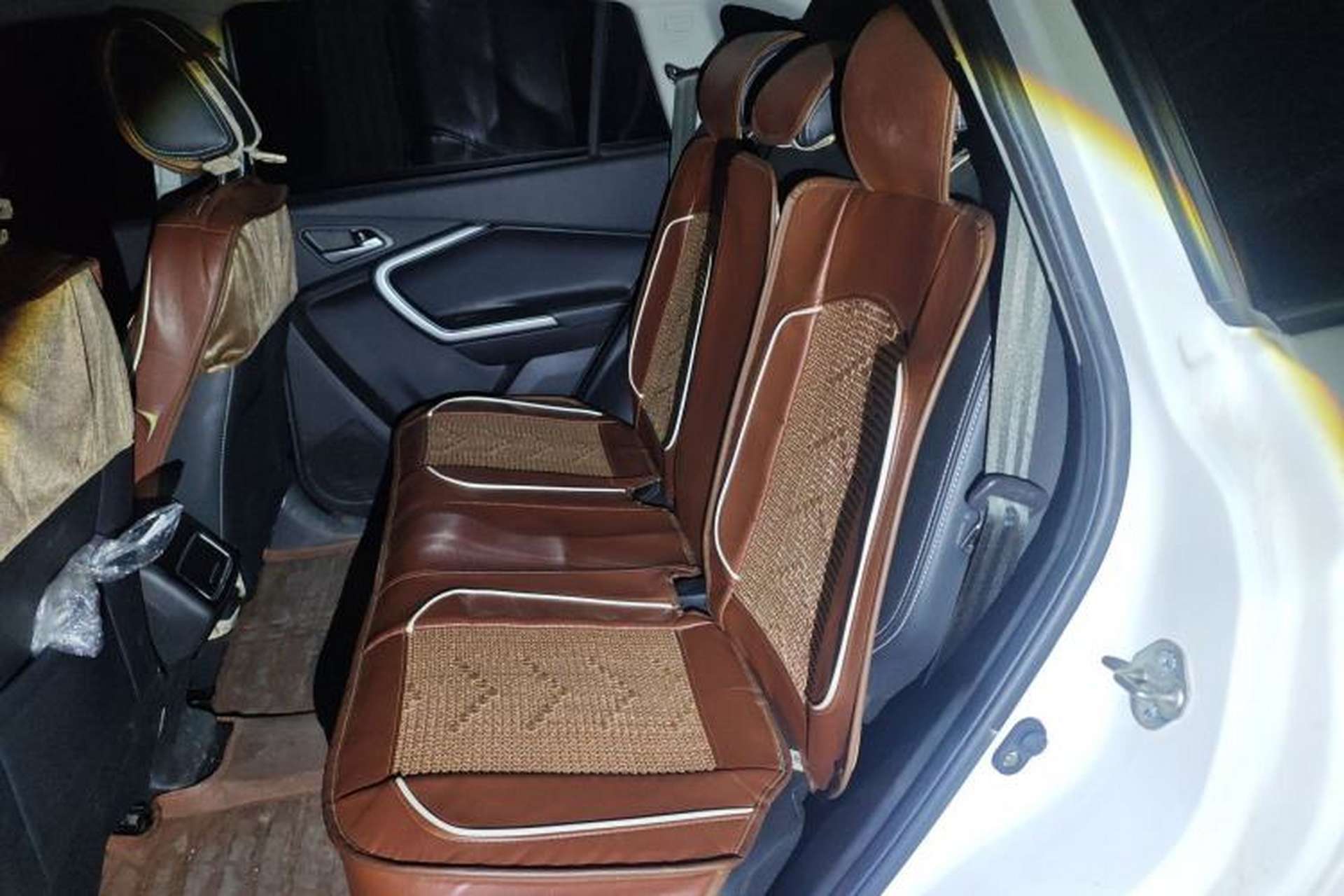 Used HYOSOW S6 2016 1.5T Manual Leading Model Left Rear Seat
