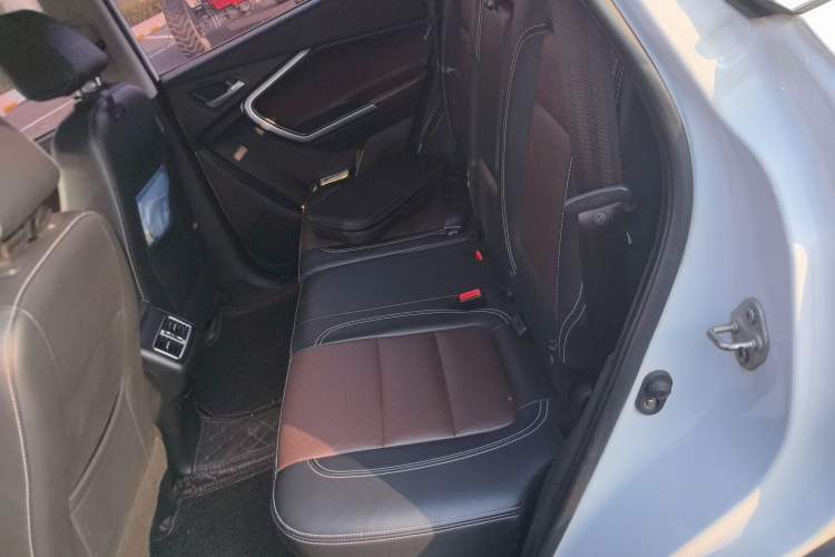 Used HYOSOW S6 2016 1.5T Manual Smart Edition Left Rear Seat