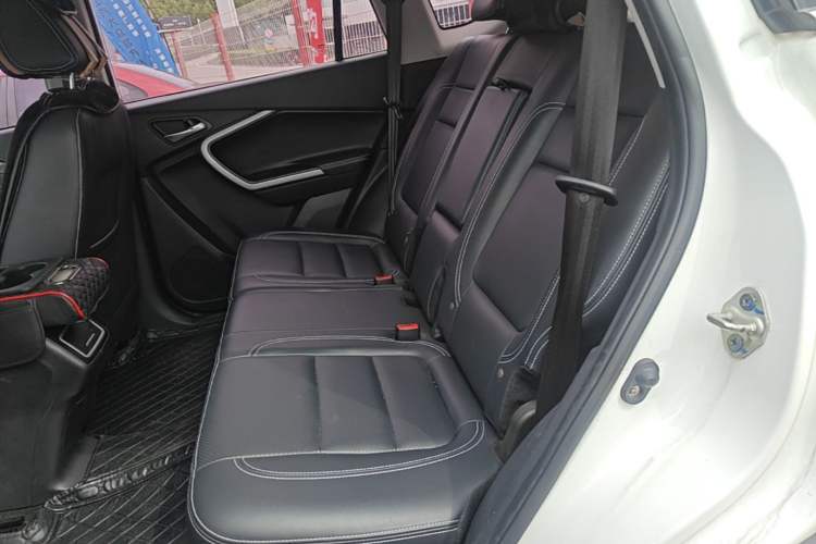 Used HYOSOW S6 2016 1.5T Manual Leading Model Left Rear Seat