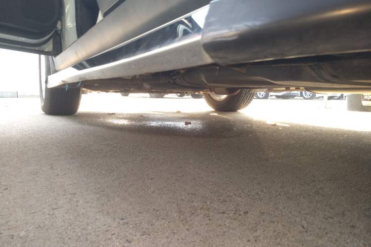 Used HYOSOW S6 2016 1.5T Manual Leading Model Left Side Sill
