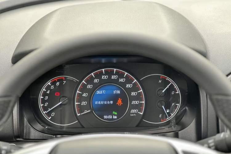 Used HYOSOW S6 2016 1.5T Manual Fashion Model Odometer Close Up
