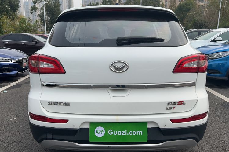 Used HYOSOW S6 2016 1.5T Manual Leading Model Rear