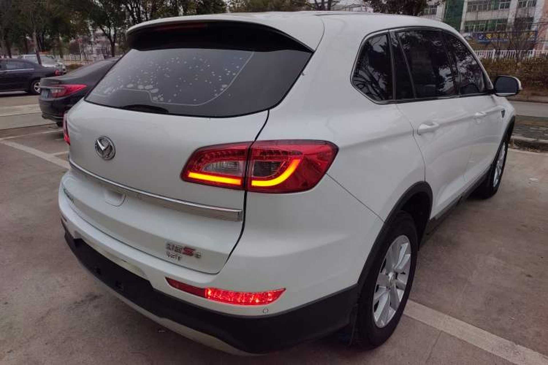 Used HYOSOW S6 2016 1.5T Manual Fashion Model Rear Right 45 Deg