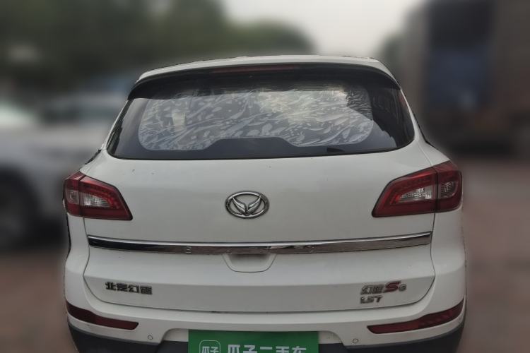 Used HYOSOW S6 2016 1.5T Manual Fashion Model Rear