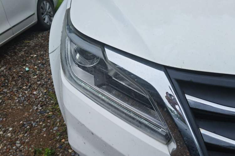 Used HYOSOW S6 2016 1.5T Manual Leading Model Right Front Headlight