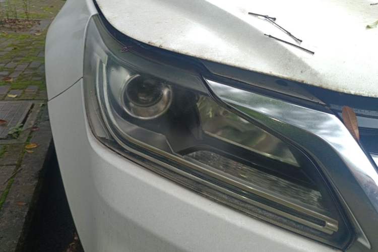 Used HYOSOW S6 2016 1.5T Manual Fashion Model Right Front Headlight