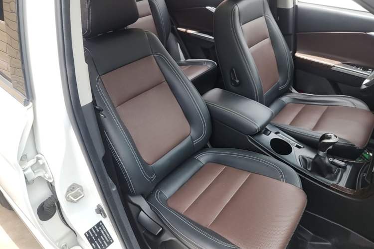 Used HYOSOW S6 2016 1.5T Manual Smart Edition Right Front Seat