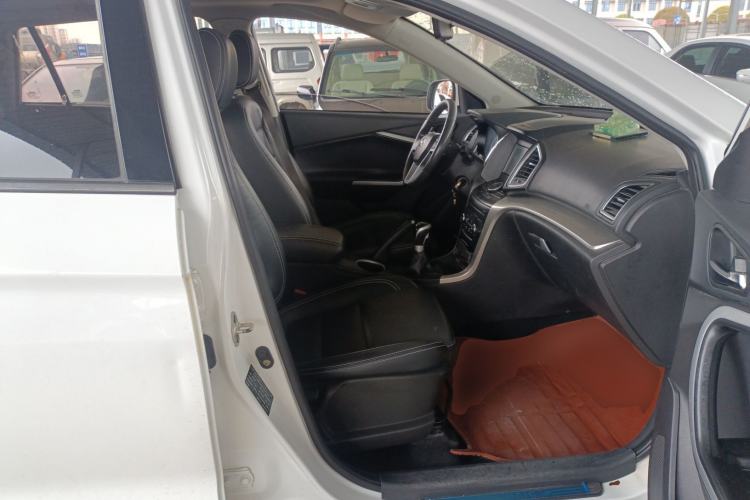 Used HYOSOW S6 2016 1.5T Manual Fashion Model Right Front Seat