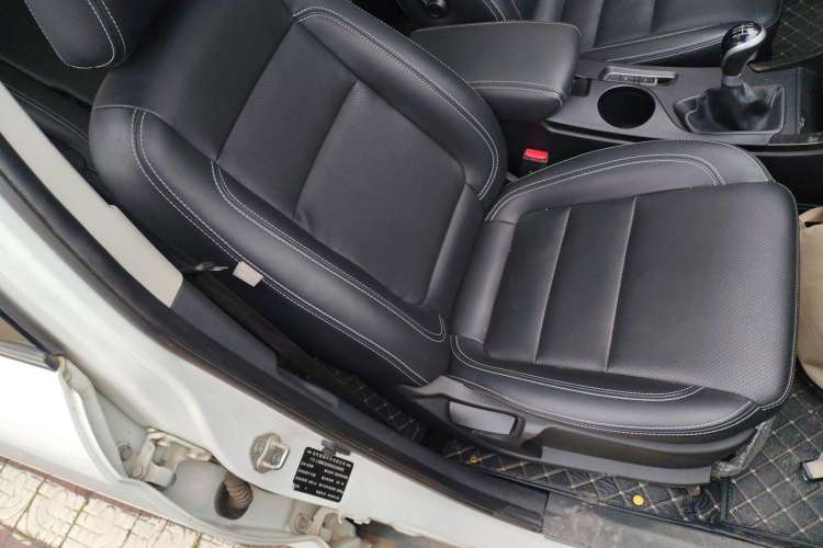 Used HYOSOW S6 2016 1.5T Manual Leading Model Right Front Seat