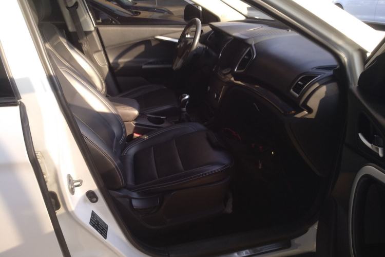 Used HYOSOW S6 2016 1.5T Manual Leading Model Right Front Seat