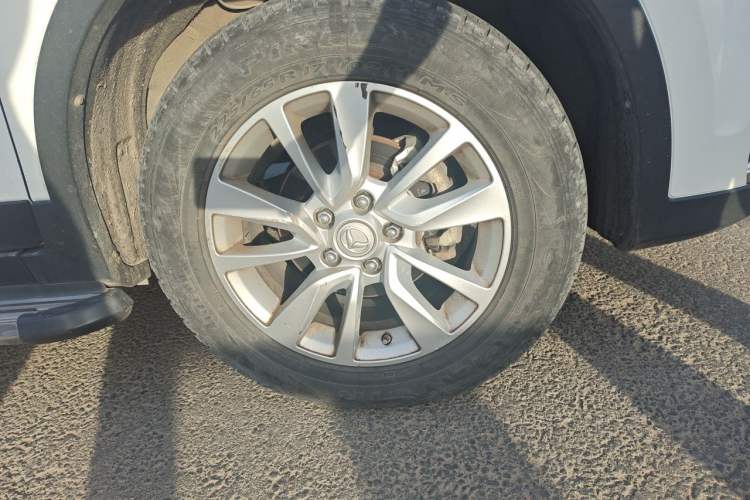 Used HYOSOW S6 2016 1.5T Manual Leading Model Right Front Wheel Hub