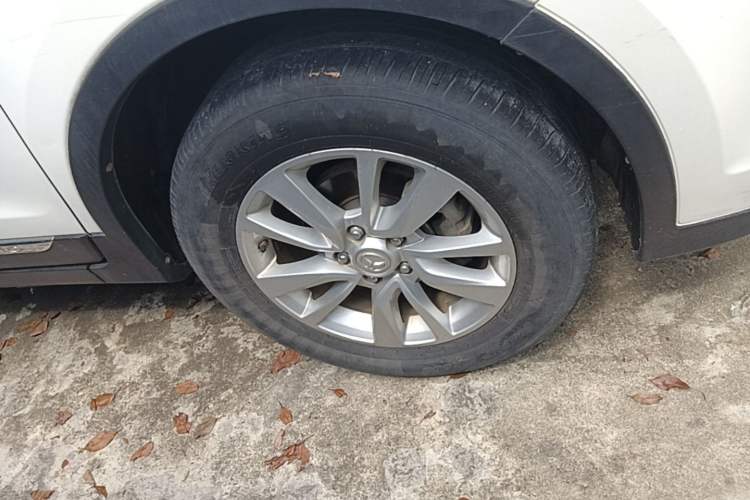Used HYOSOW S6 2016 1.5T CVT Enjoyment Model Right Front Wheel Hub