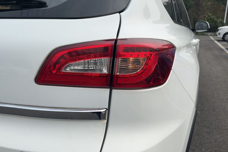 Used HYOSOW S6 2016 1.5T Manual Leading Model Right Rear Taillight