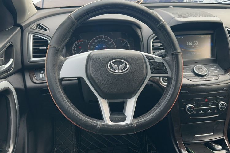 Used HYOSOW S6 2016 1.5T Manual Leading Model Steering Wheel