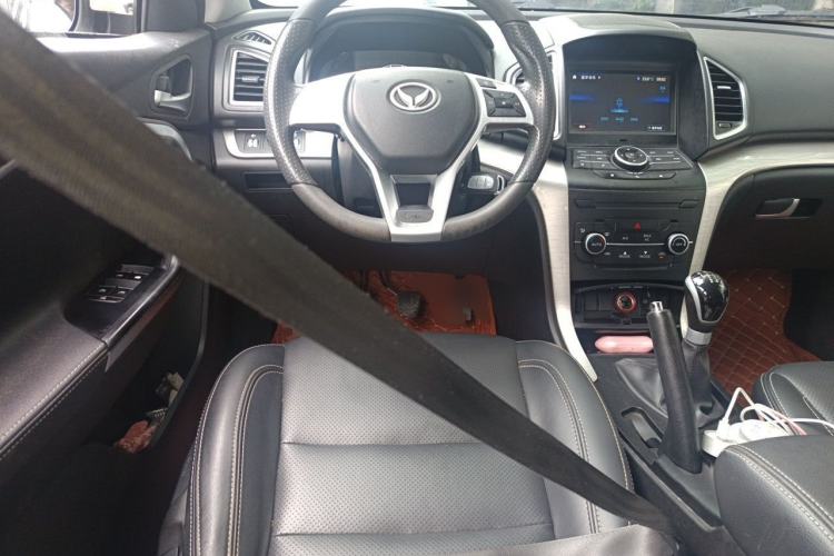 Used HYOSOW S6 2016 1.5T Manual Fashion Model Steering Wheel