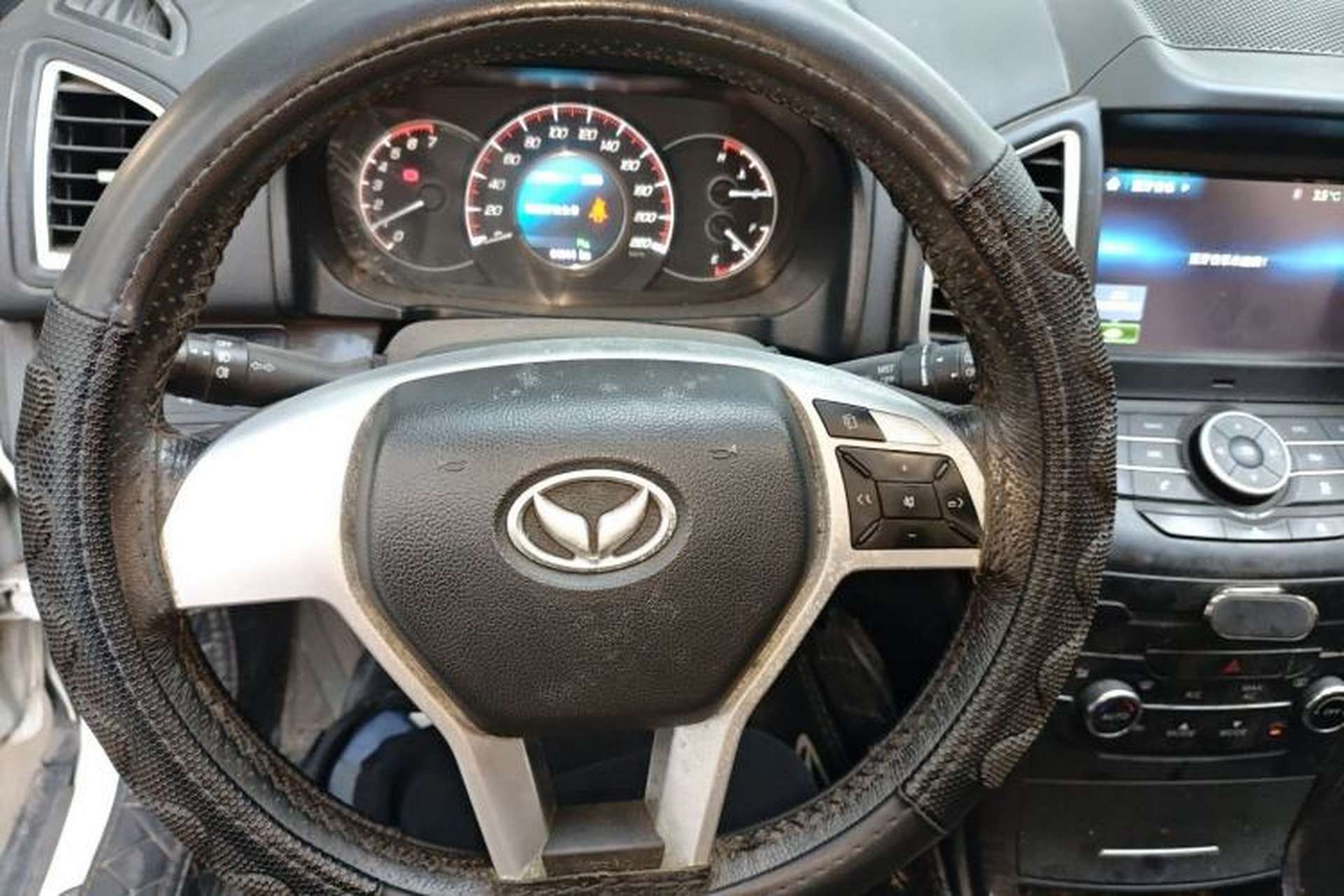 Used HYOSOW S6 2016 1.5T Manual Leading Model Steering Wheel