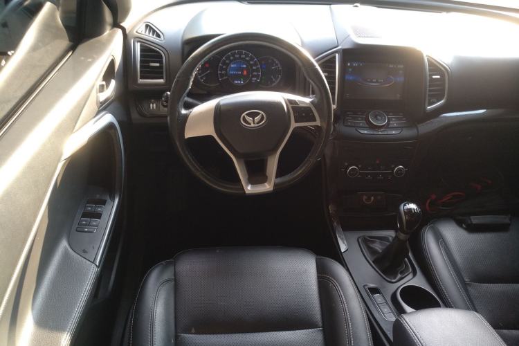 Used HYOSOW S6 2016 1.5T Manual Leading Model Steering Wheel
