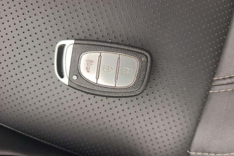 Used HYOSOW S6 2016 1.5T Manual Leading Model Vehicle Key