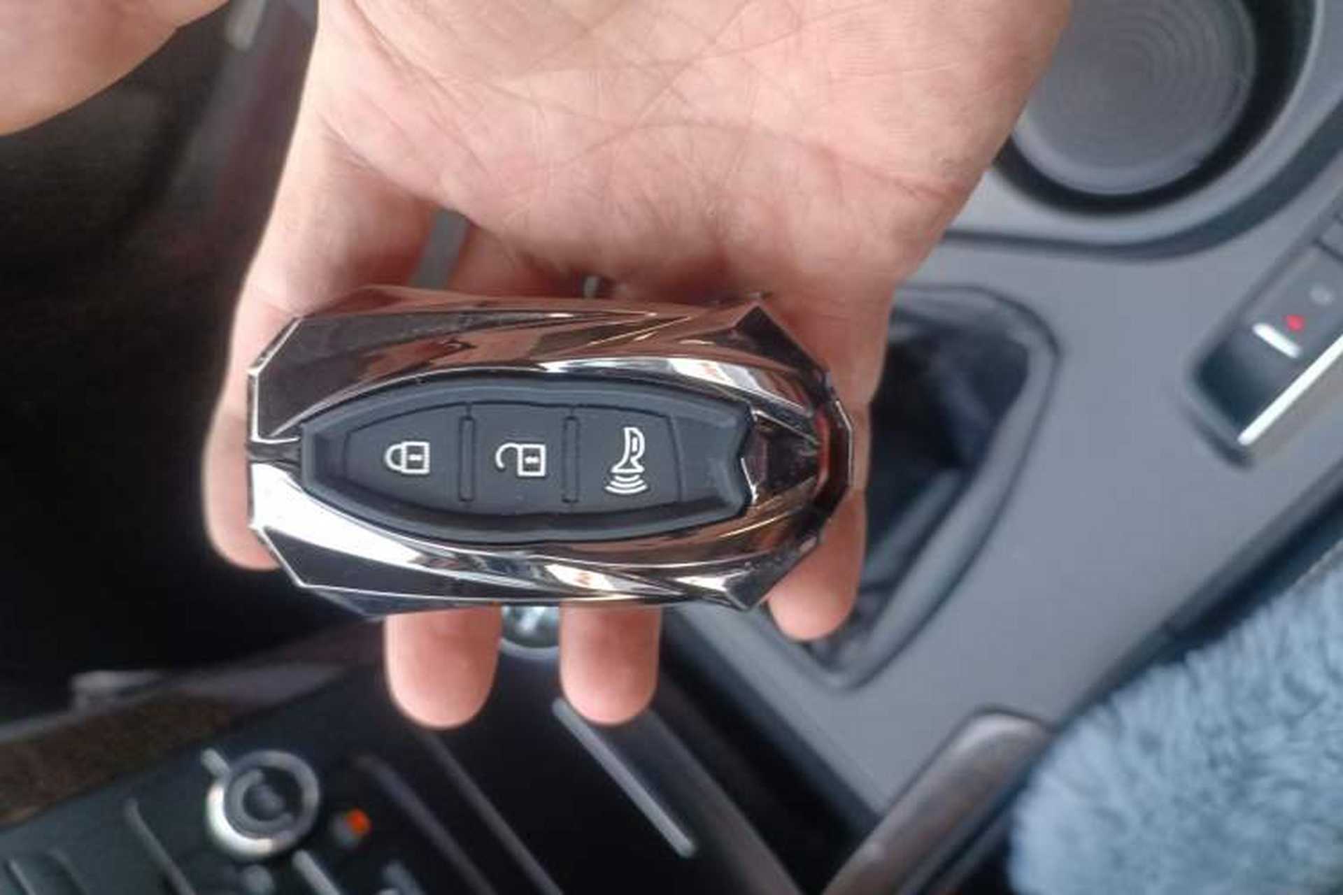 Used HYOSOW S6 2016 1.5T Manual Leading Model Vehicle Key