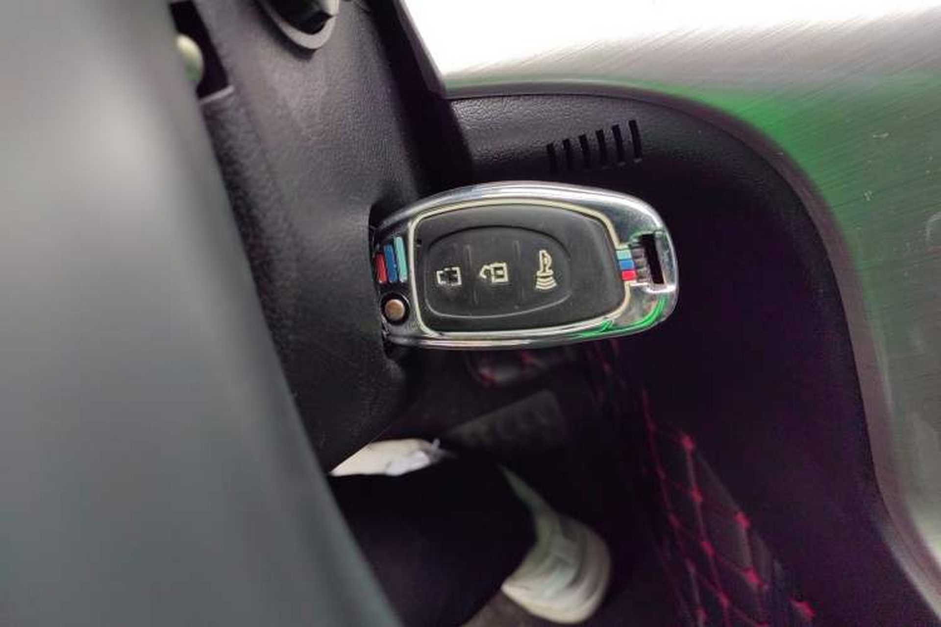 Used HYOSOW S6 2016 1.5T Manual Fashion Model Vehicle Key