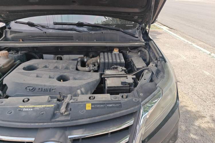 Used HYOSOW S6 2017 1.5T Manual Leading Model Engine Bay Left