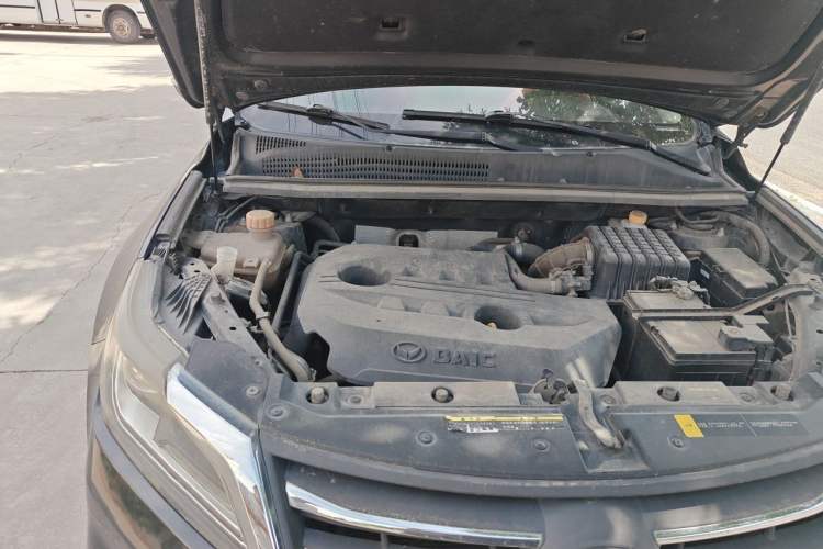 Used HYOSOW S6 2017 1.5T Manual Leading Model Engine Bay Right