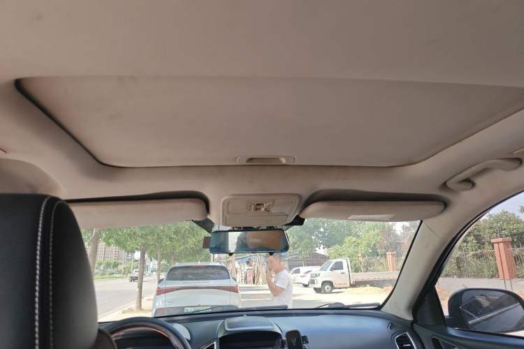 Used HYOSOW S6 2017 1.5T Manual Leading Model Headliner