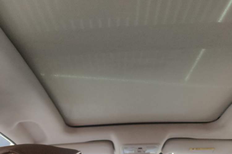 Used HYOSOW S6 2017 1.5T CVT Premium Edition Headliner