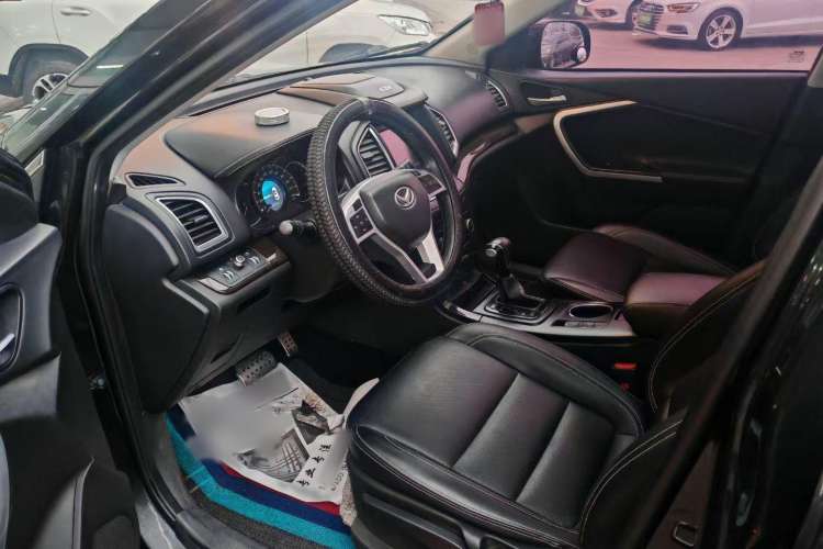 Used HYOSOW S6 2017 1.5T CVT Enjoyment Model Interior 2