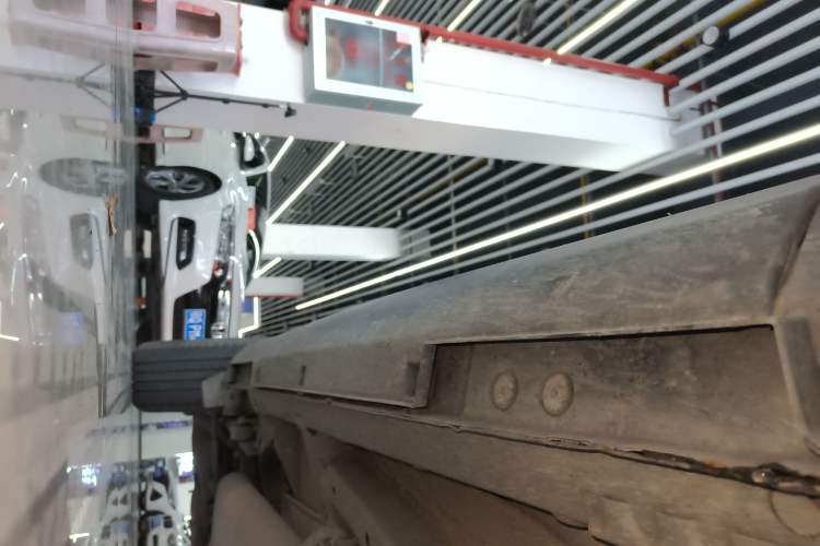 Used HYOSOW S6 2017 1.5T CVT Premium Edition Right Side Sill