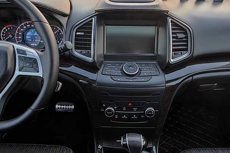 Used HYOSOW S6 2017 1.5T CVT Enjoyment Model Audio And AC Panel