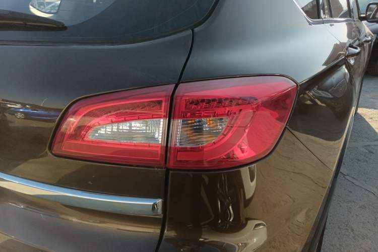 Used HYOSOW S6 2017 1.5T CVT Premium Edition Exterior 6