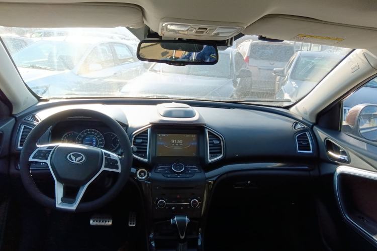 Used HYOSOW S6 2017 1.5T CVT Premium Edition Interior 2