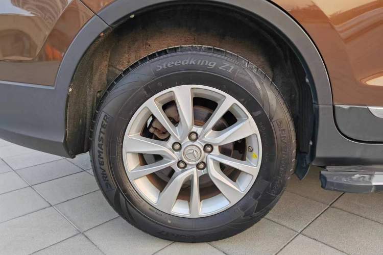 Used HYOSOW S6 2017 1.5T CVT Enjoyment Model Right Rear Wheel Hub