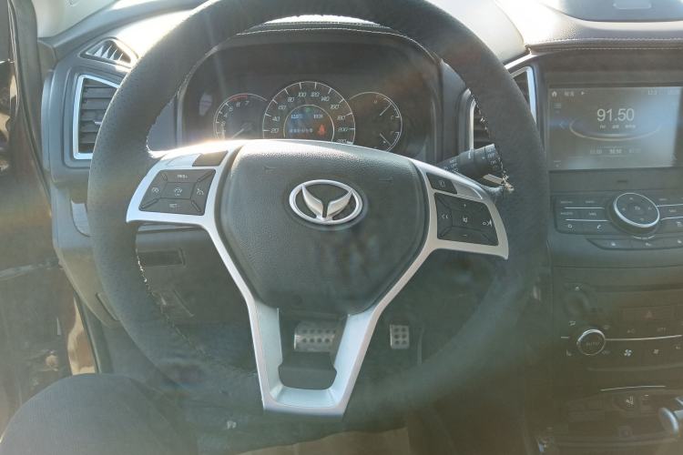 Used HYOSOW S6 2017 1.5T CVT Premium Edition Steering Wheel
