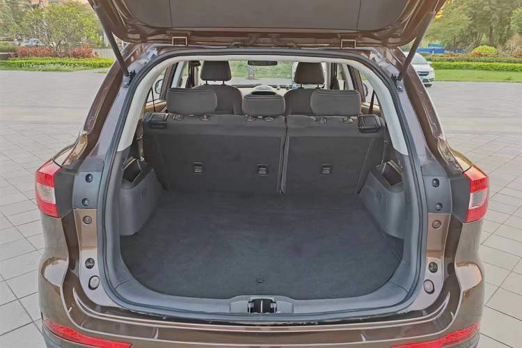 Used HYOSOW S6 2017 1.5T CVT Enjoyment Model Trunk