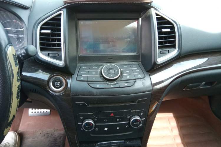 Used HYOSOW S6 2017 1.5T CVT Premium Edition Audio And AC Panel