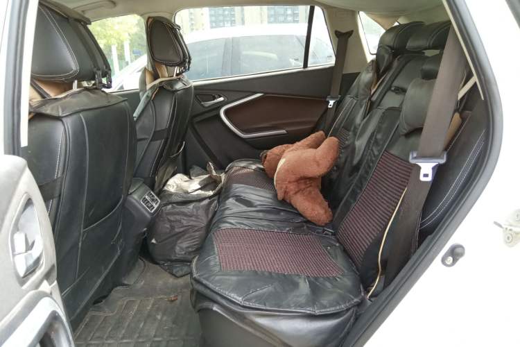 Used HYOSOW S6 2017 1.5T CVT Premium Edition Left Rear Seat
