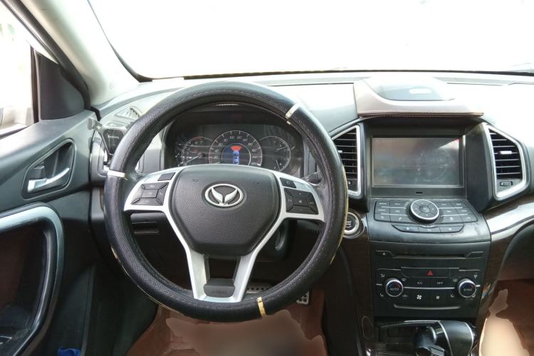 Used HYOSOW S6 2017 1.5T CVT Premium Edition Steering Wheel