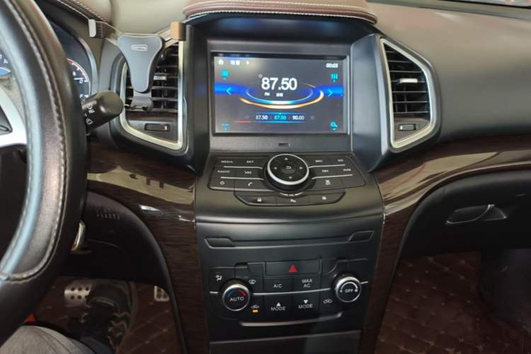 Used HYOSOW S6 2017 1.5T CVT Enjoy Edition Audio And AC Panel