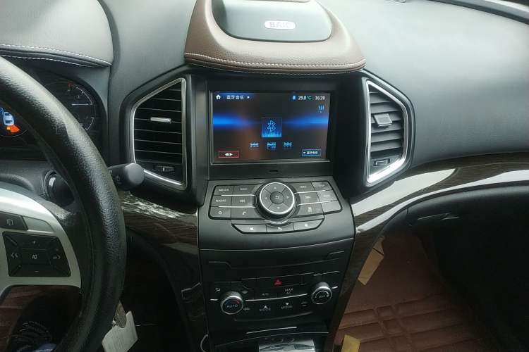 Used HYOSOW S6 2017 1.5T CVT Enjoyment Model Audio And AC Panel