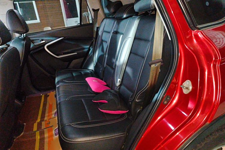 Used HYOSOW S6 2017 1.5T CVT Enjoyment Model Interior 4